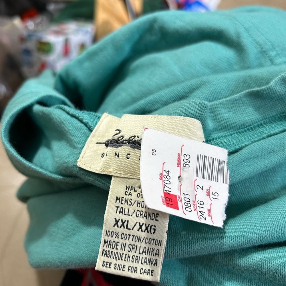 Vintage Eddie Bauer Men’s T-shirt NWT - Picture 3 of 3